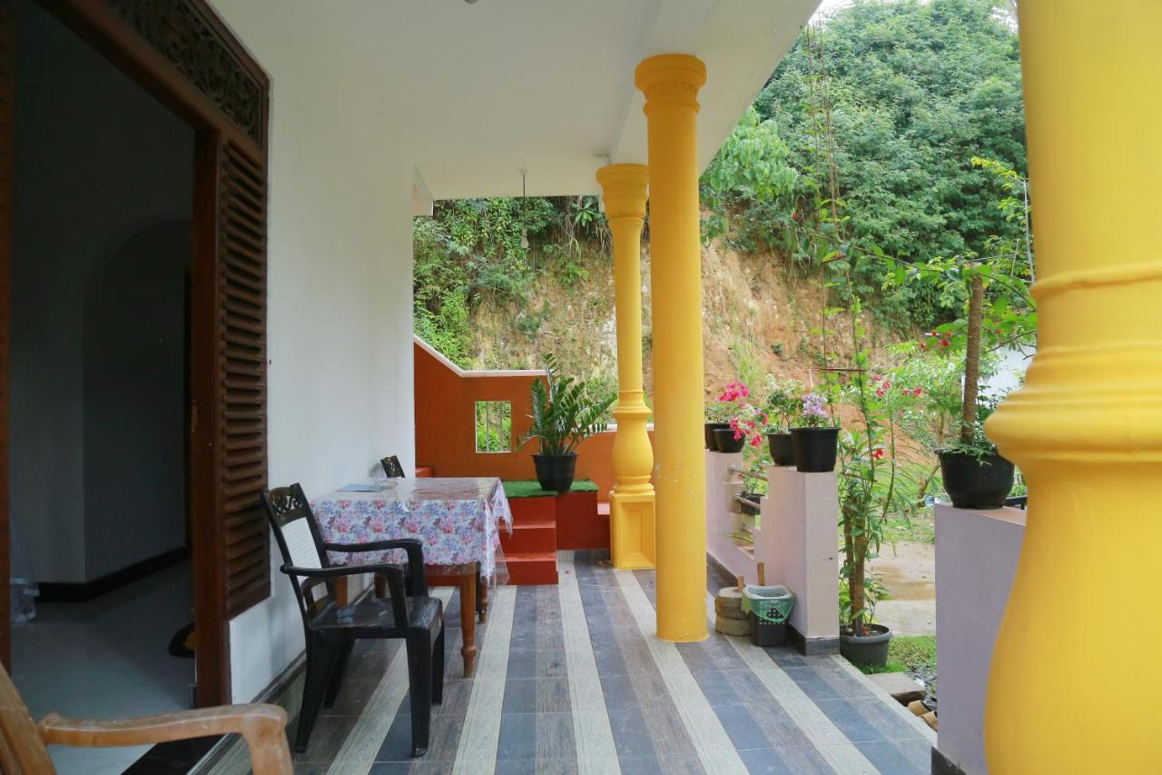 Happy Spring Guest Bed & Breakfast มิริสซา ภายนอก รูปภาพ