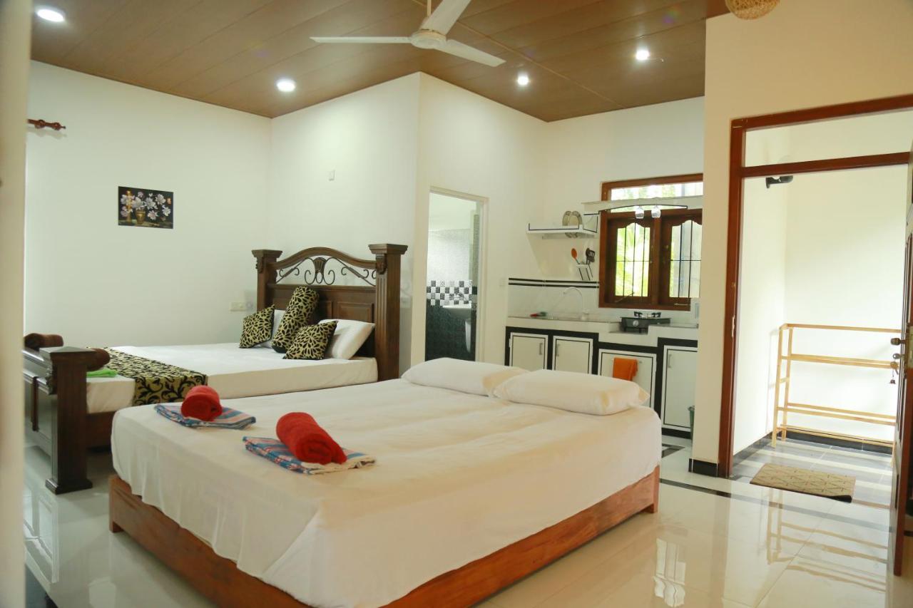 Happy Spring Guest Bed & Breakfast มิริสซา ภายนอก รูปภาพ
