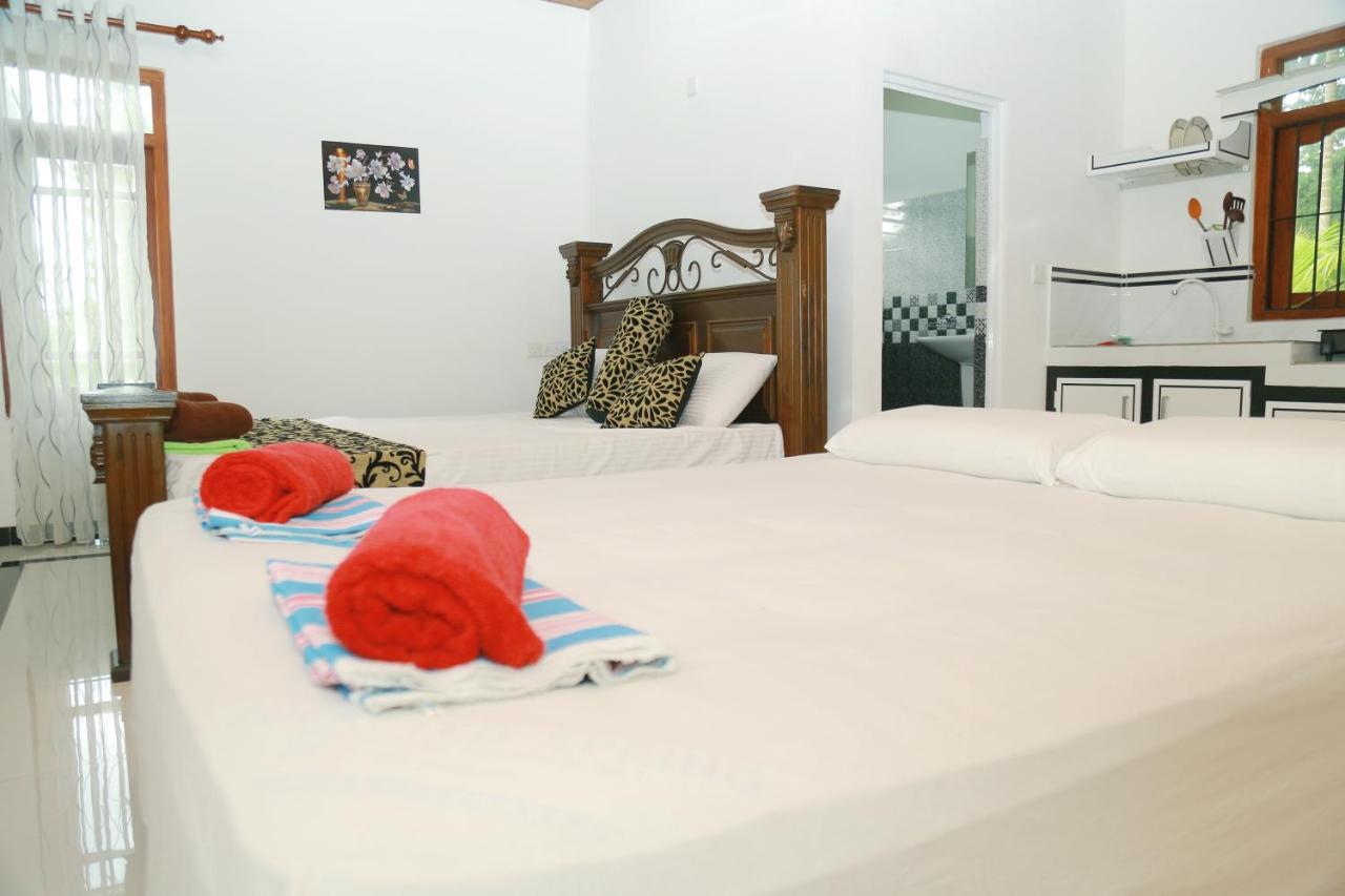 Happy Spring Guest Bed & Breakfast มิริสซา ภายนอก รูปภาพ